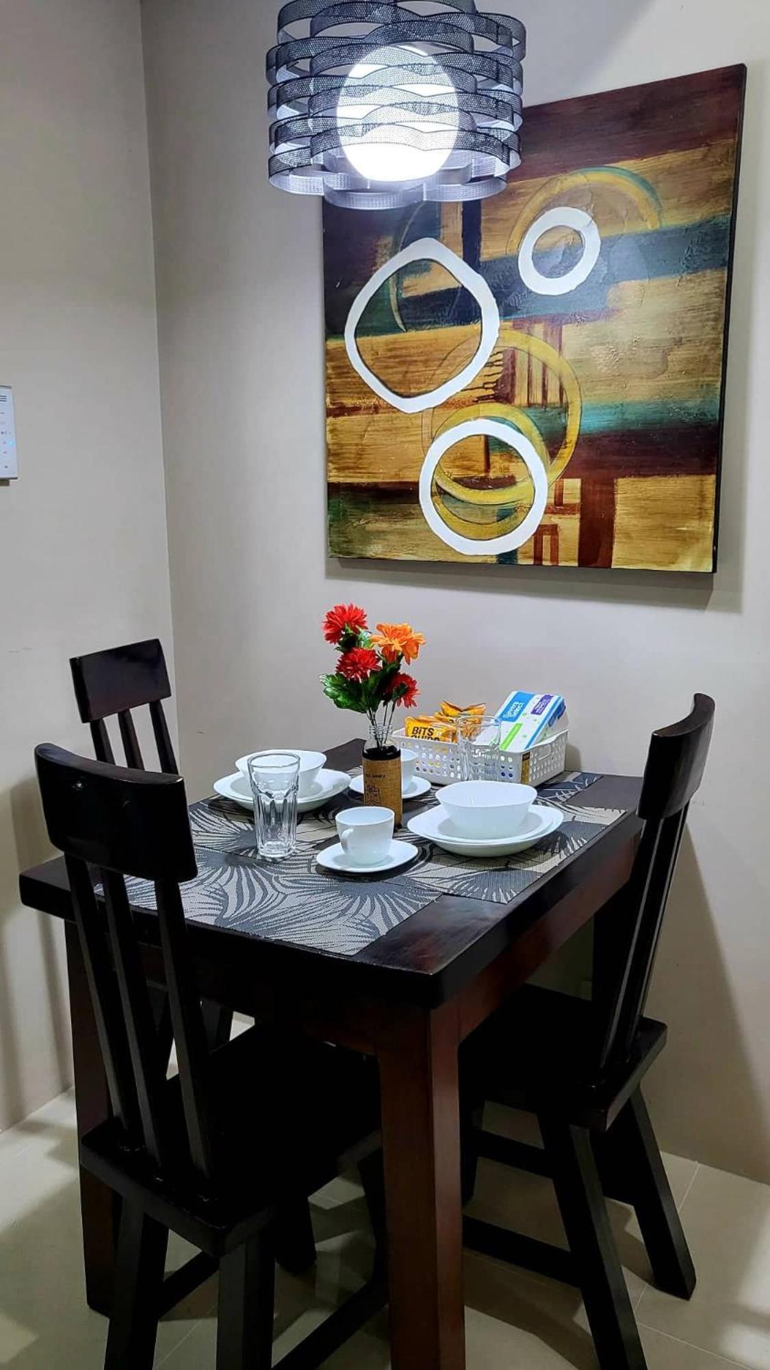 One Palm Tree Villas Condominium - Studio 7Th Fl With Balcony - Across Terminal 3 Airport Pasay Buitenkant foto